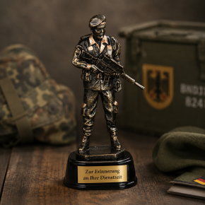 Resinfigur Soldat 250 mm mit individueller Gravur