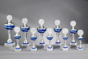 10er Pokalserie "Nikita" 56335 silber-blau Einzelpokal Höhe: 342 mm 10er Pokalserie "Nikita" 56335 silber-blau Einzelpokal Höhe: 342 mm