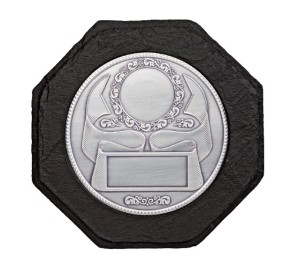Schieferlook-Teller Ø 21 cm – elegante Auszeichnung mit Emblem & Gravur
