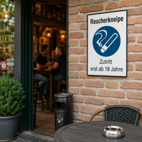 Hinweisschild „Raucherkneipe – Zutritt erst ab 18 Jahre“ | Folie oder Alu-Dibond